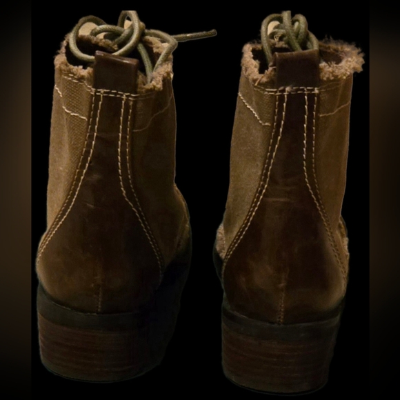 Sbicca Allman Vintage Collection Brown Two-Tone Lace-Up Ankle Boots - Picture 7 of 9